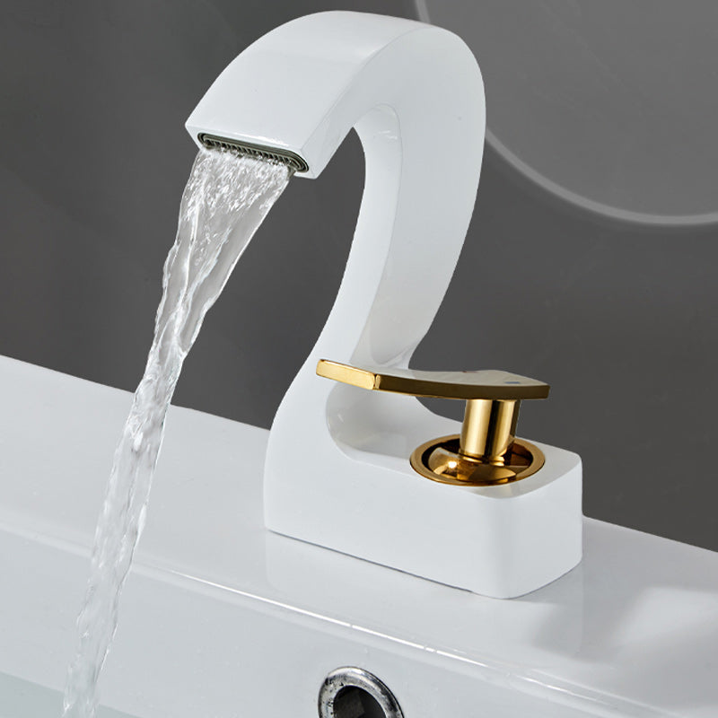 Avtoit | Modern Single-Lever Basin Faucet Bathroom Brass Central Faucet