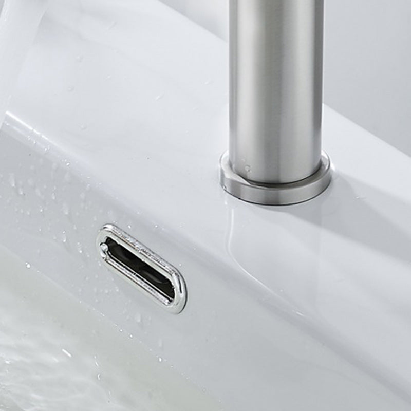 Avtoit | Modern Low Arc Basin Faucet with Single Lever Bathroom Sink Faucet