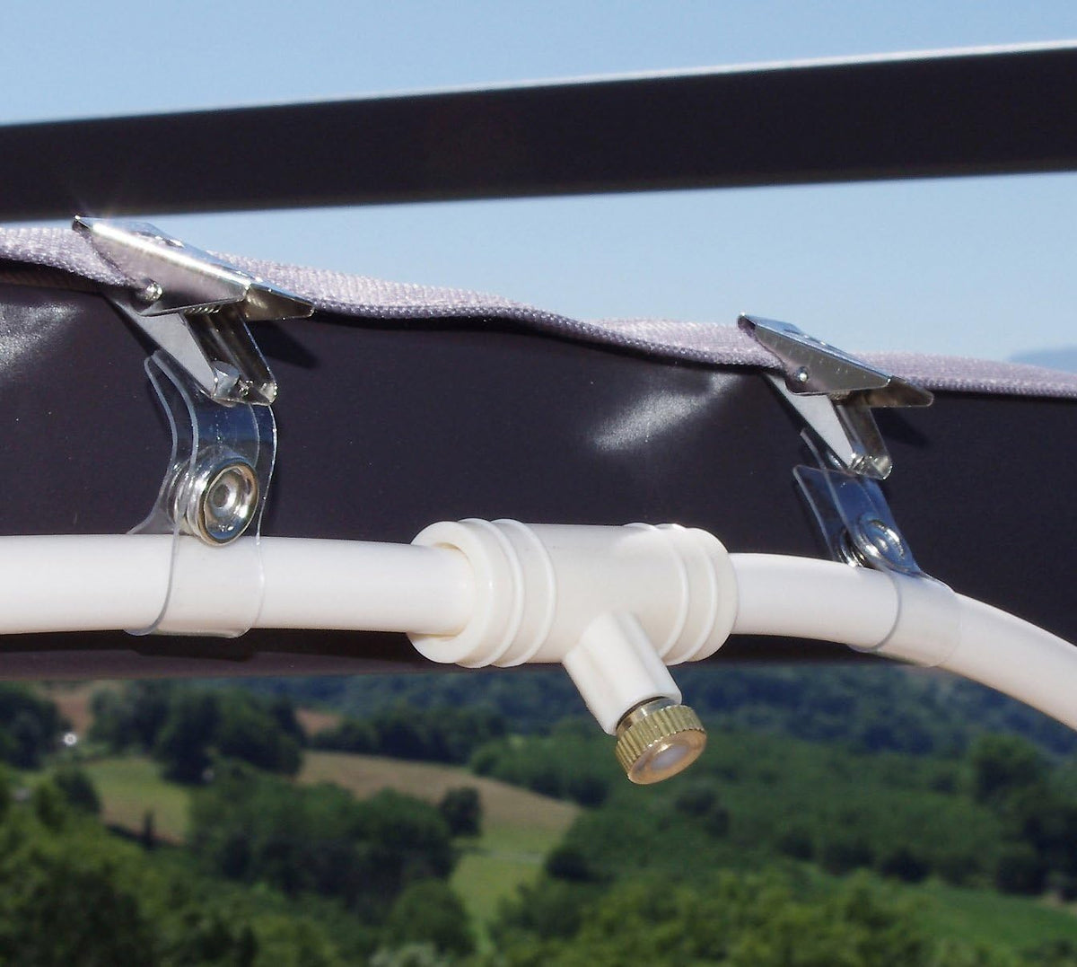 Avtoit | Spray irrigation system – Water hose with spray nozzles for refreshing cooling in the garden