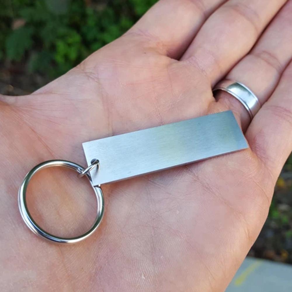 Avtoit | Stainless Steel "I am strong" Keychain