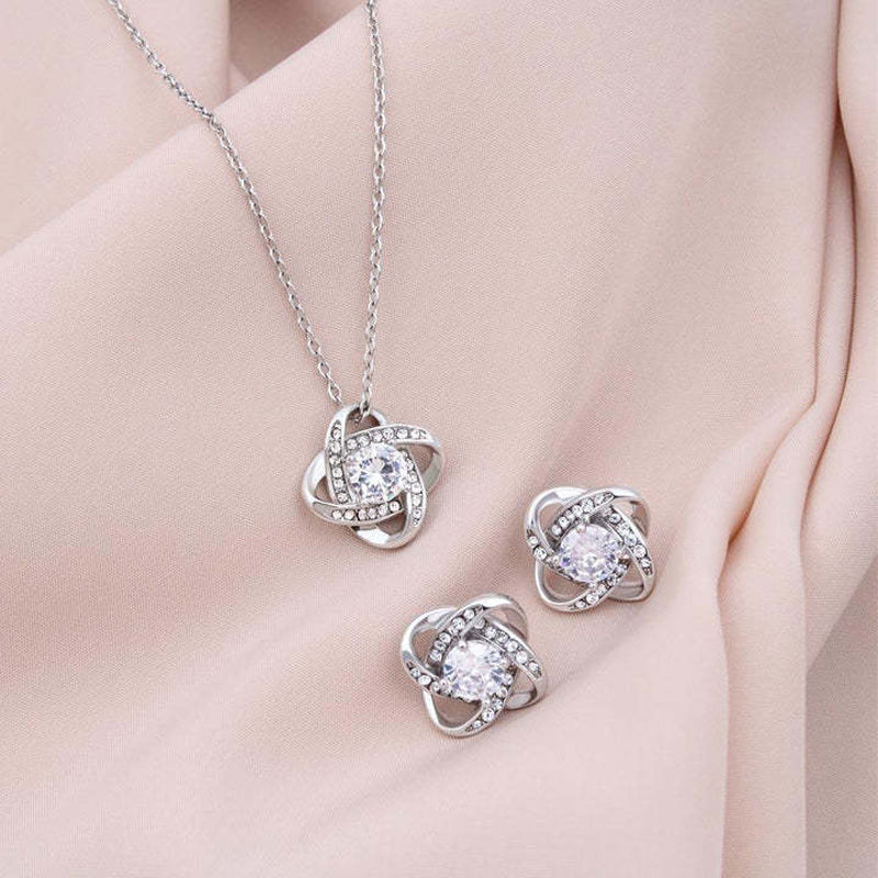 Avtoit | To my daughter dear knot necklace