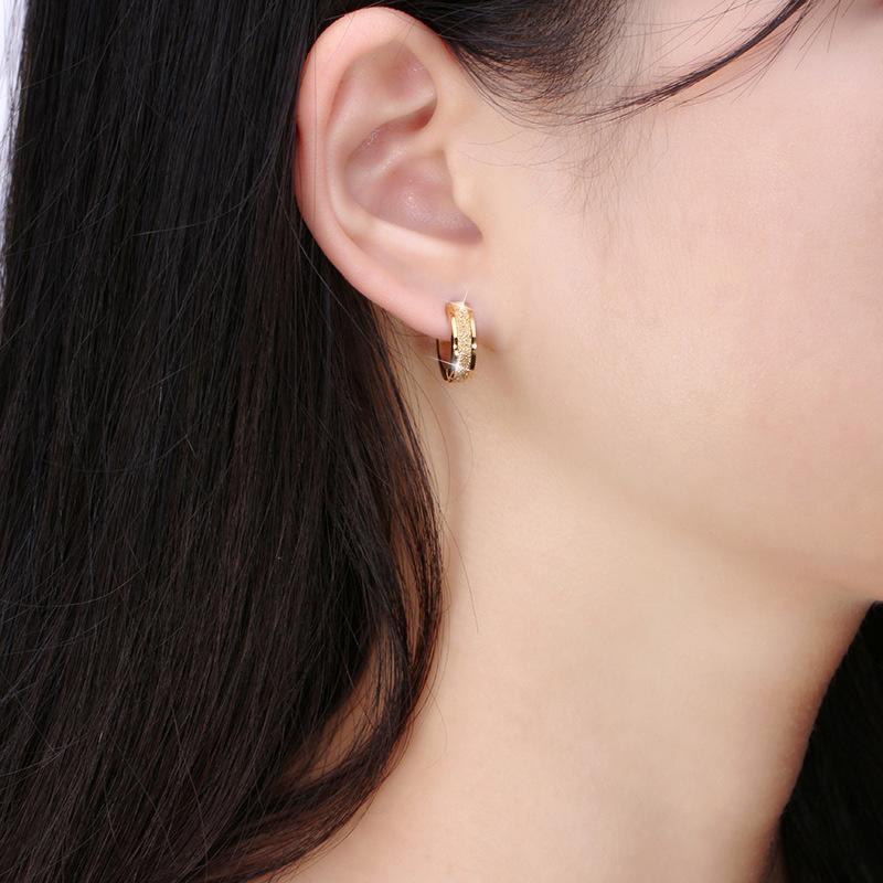 Avtoit | Magnet earrings, 1/3 pair