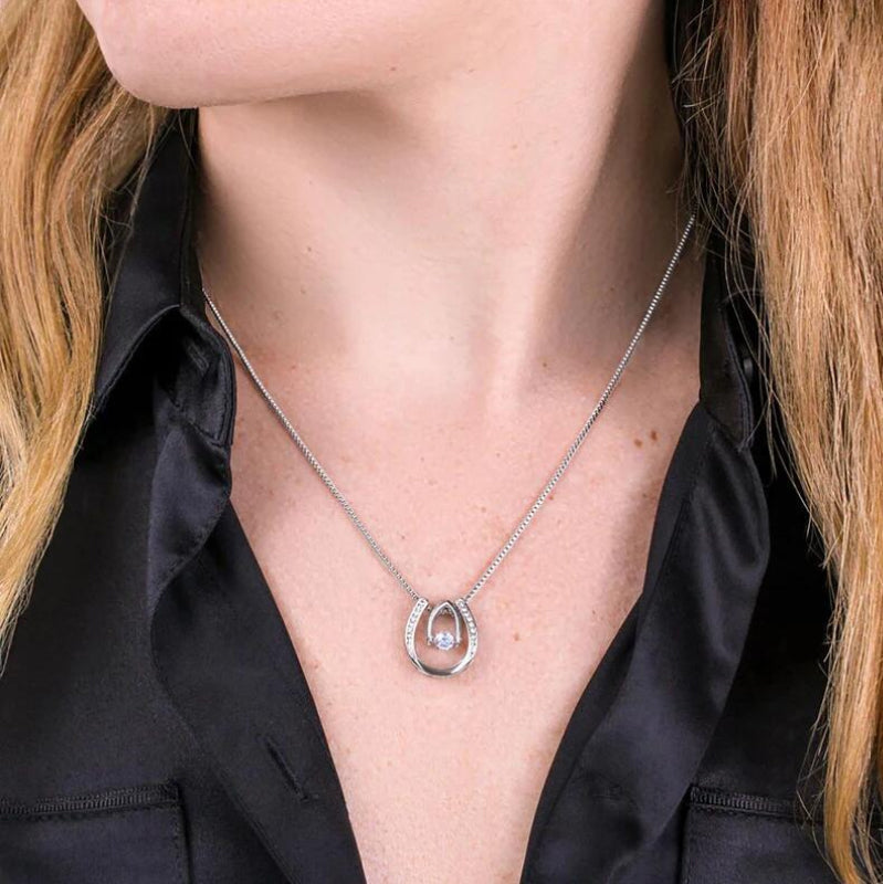 Avtoit | Horseshoe Necklace