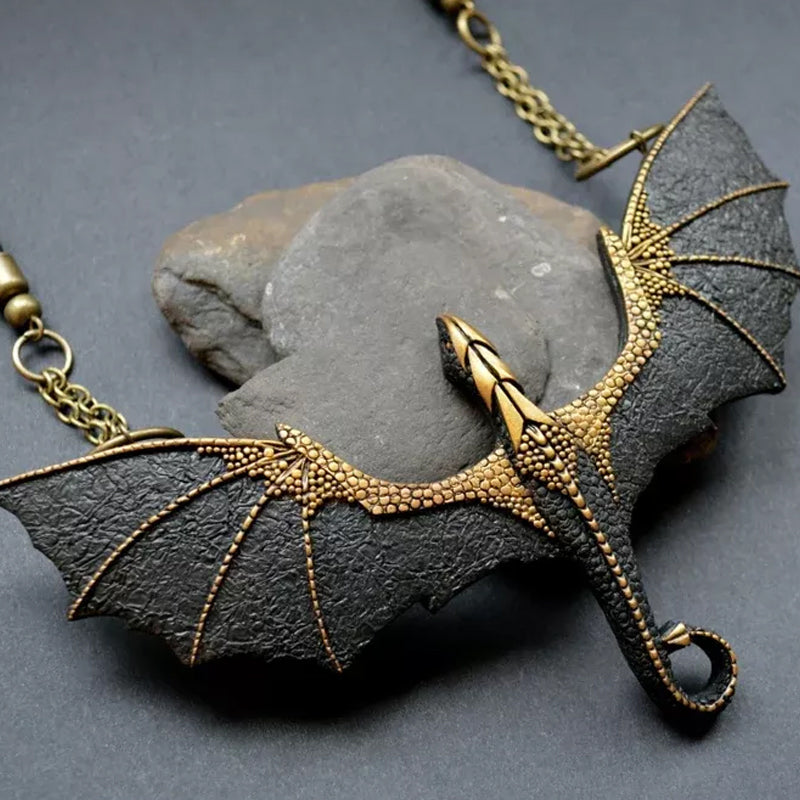 Avtoit | Flying Dragons Necklace