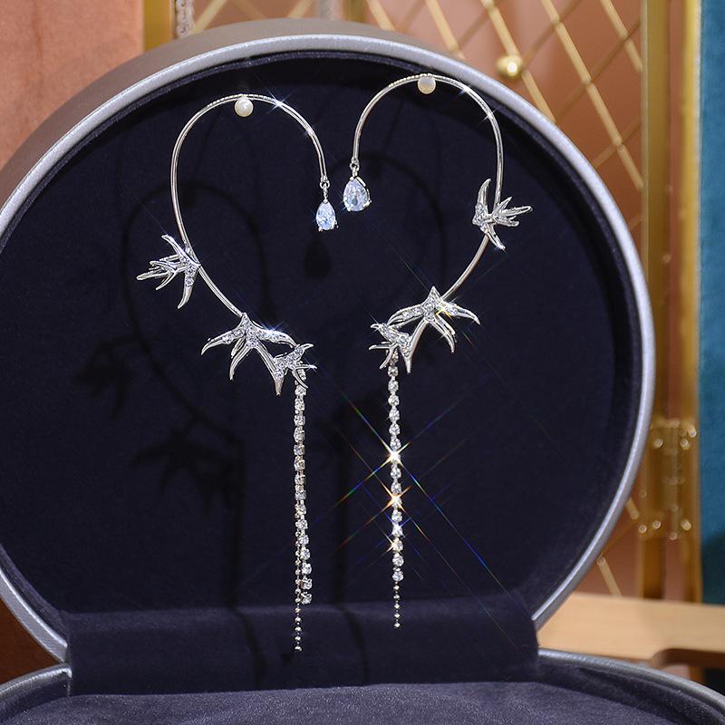 Avtoit | Rhinestone Swallow Earrings
