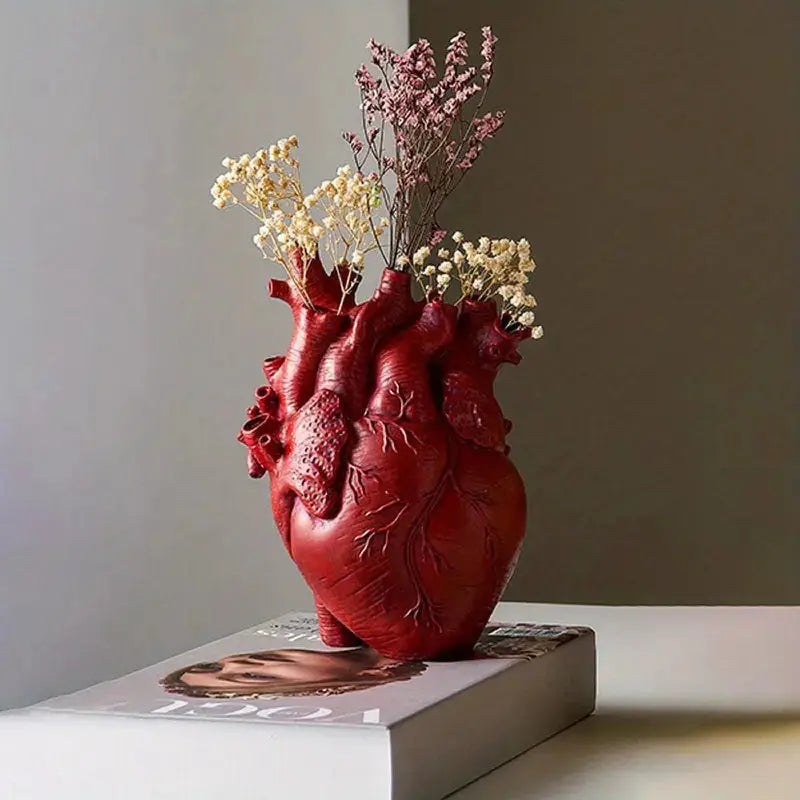 Avtoit | HeartGlow - Ceramic Heart Vase