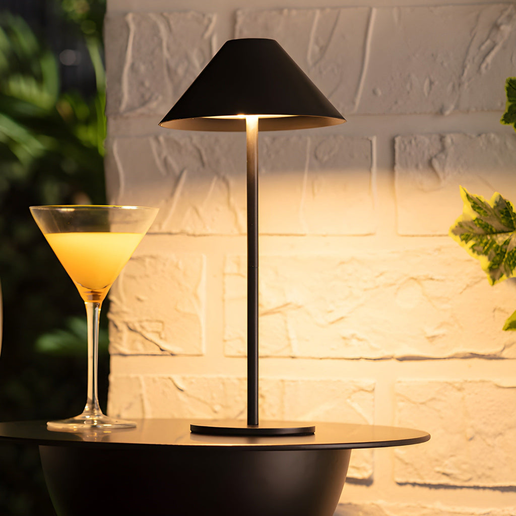 Avtoit | Minimalistic dimmable Touch table lamp - waterproof and rechargeable light Color
