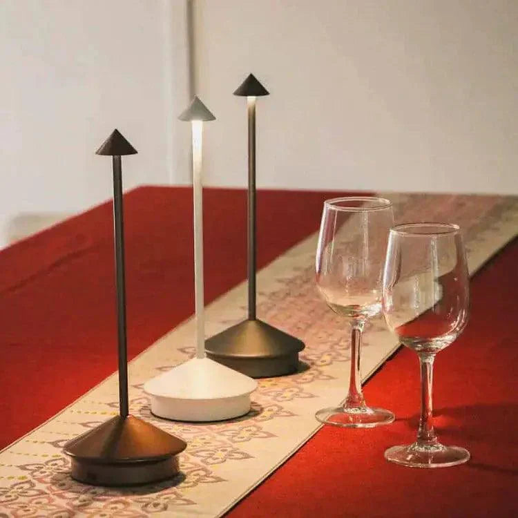 Avtoit | BeamLuxe - Sleek Wireless Table Light