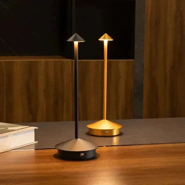 Avtoit | BeamLuxe - Sleek Wireless Table Light