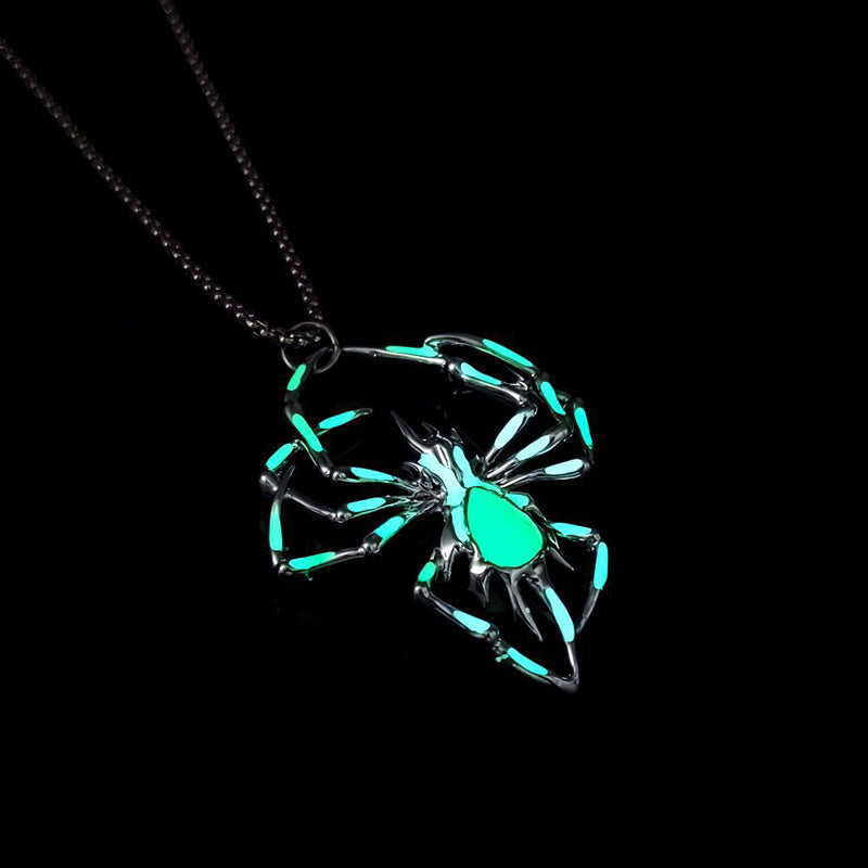 Avtoit | Glow-in-the-Dark 3D Spider Necklace
