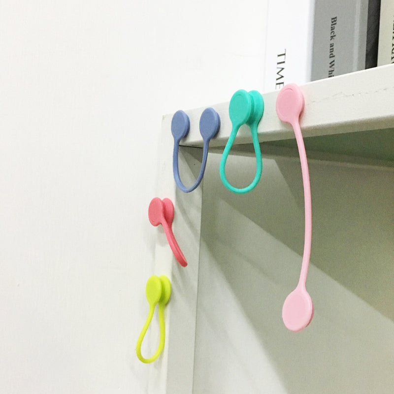 Avtoit | Useful magnetic cable storage holder