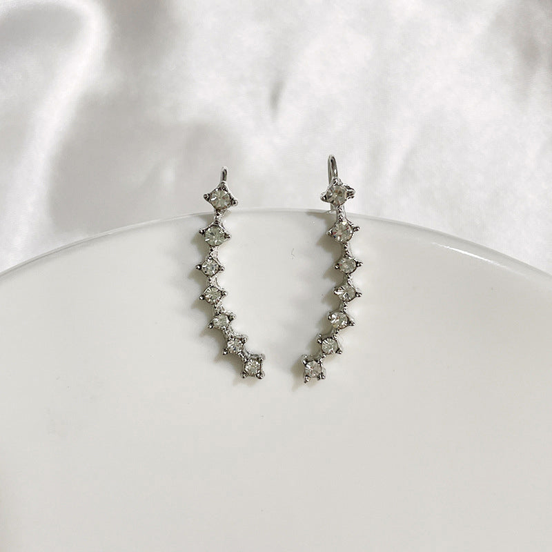 Avtoit | Seven Star Diamond Stud Earrings