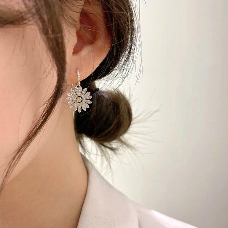 Avtoit | Vintage Flower Pendant Earrings
