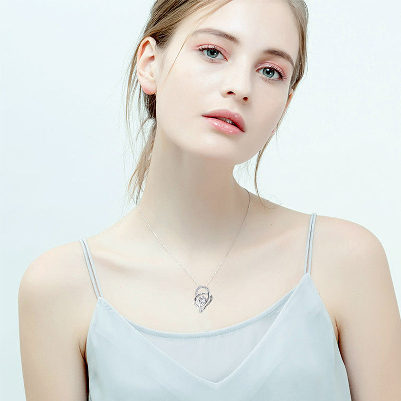 Avtoit | Letter Heart Necklaces for Mom
