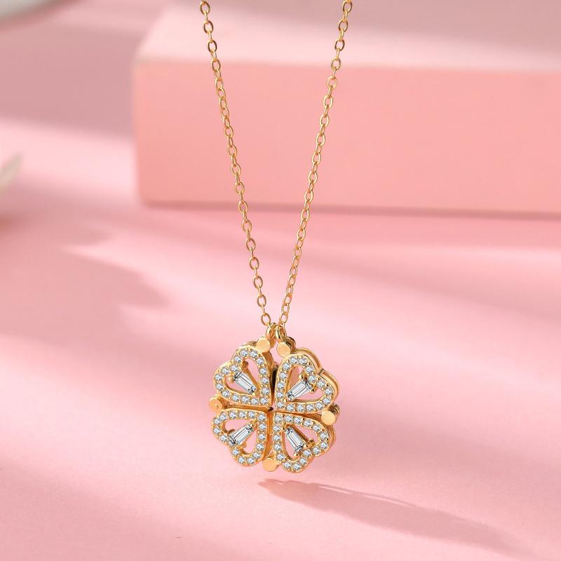 Avtoit | Hollow Four Leaf Clover Necklace