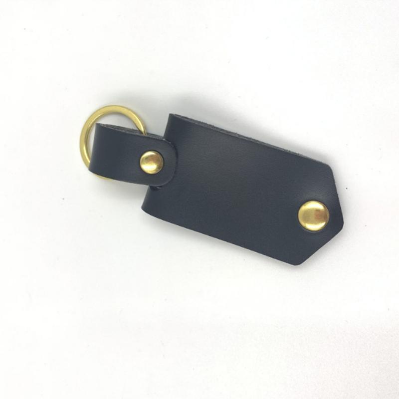 Avtoit | Leather keychain with family photo