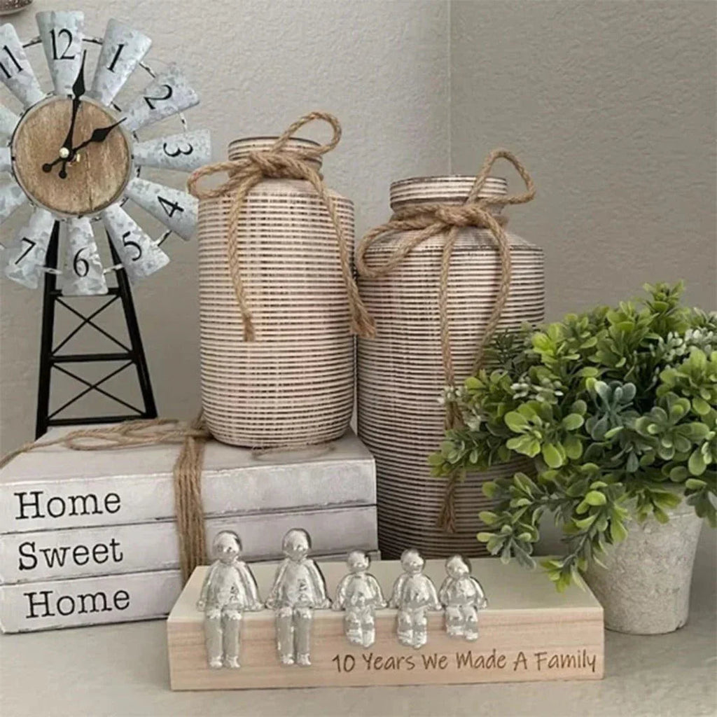 Avtoit | Timeless Family Sculpture