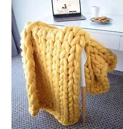Avtoit | Chunky Knit Blanket