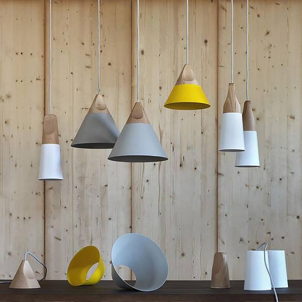 Avtoit | Minimalistic Wooden Pendant Light | NordicLight