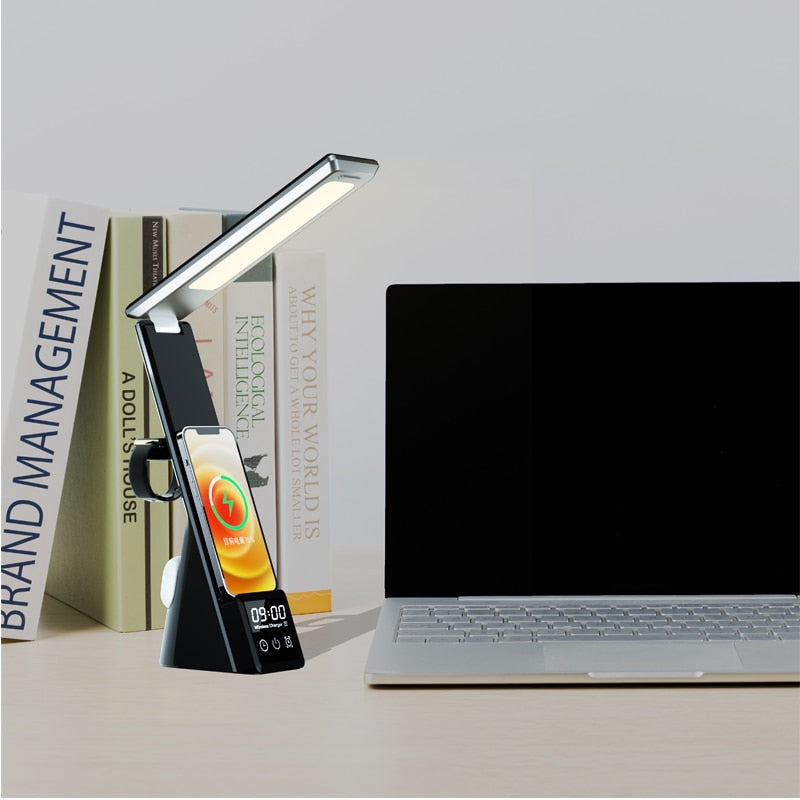 Avtoit | Desk lamp with wireless charger