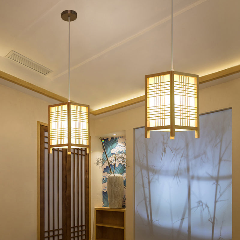 Avtoit | Traditional Japanese Lantern Made of Wood