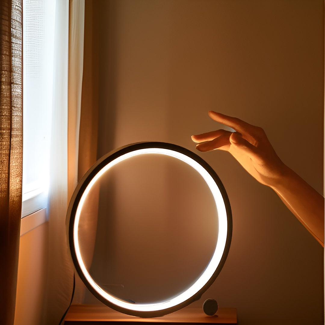 Avtoit | Halo Glo Lamp – minimalistic dimmable round LED table lamp