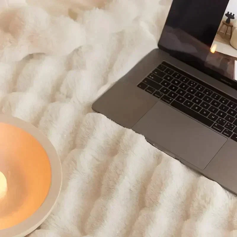 Avtoit | Cozy Faux Fur Blanket