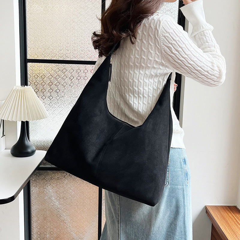 Avtoit | Suede messenger bag with large capacity