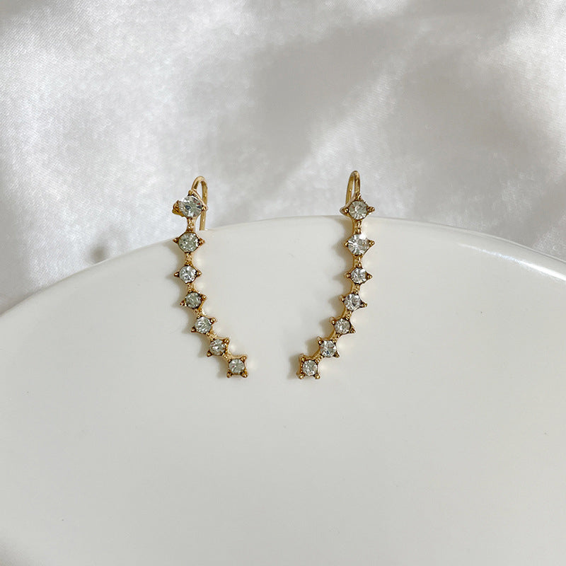 Avtoit | Seven Star Diamond Stud Earrings