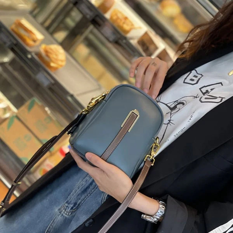 Avtoit | Lightweight Mini Crossbody Bag for the Mobile Phone