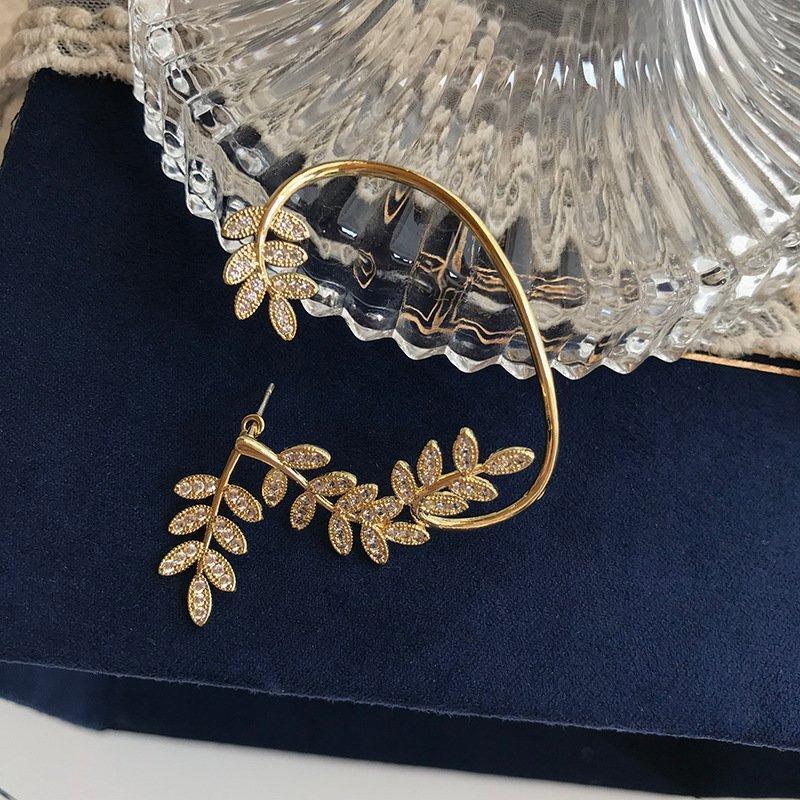 Avtoit | Shiny Zircon Earrings