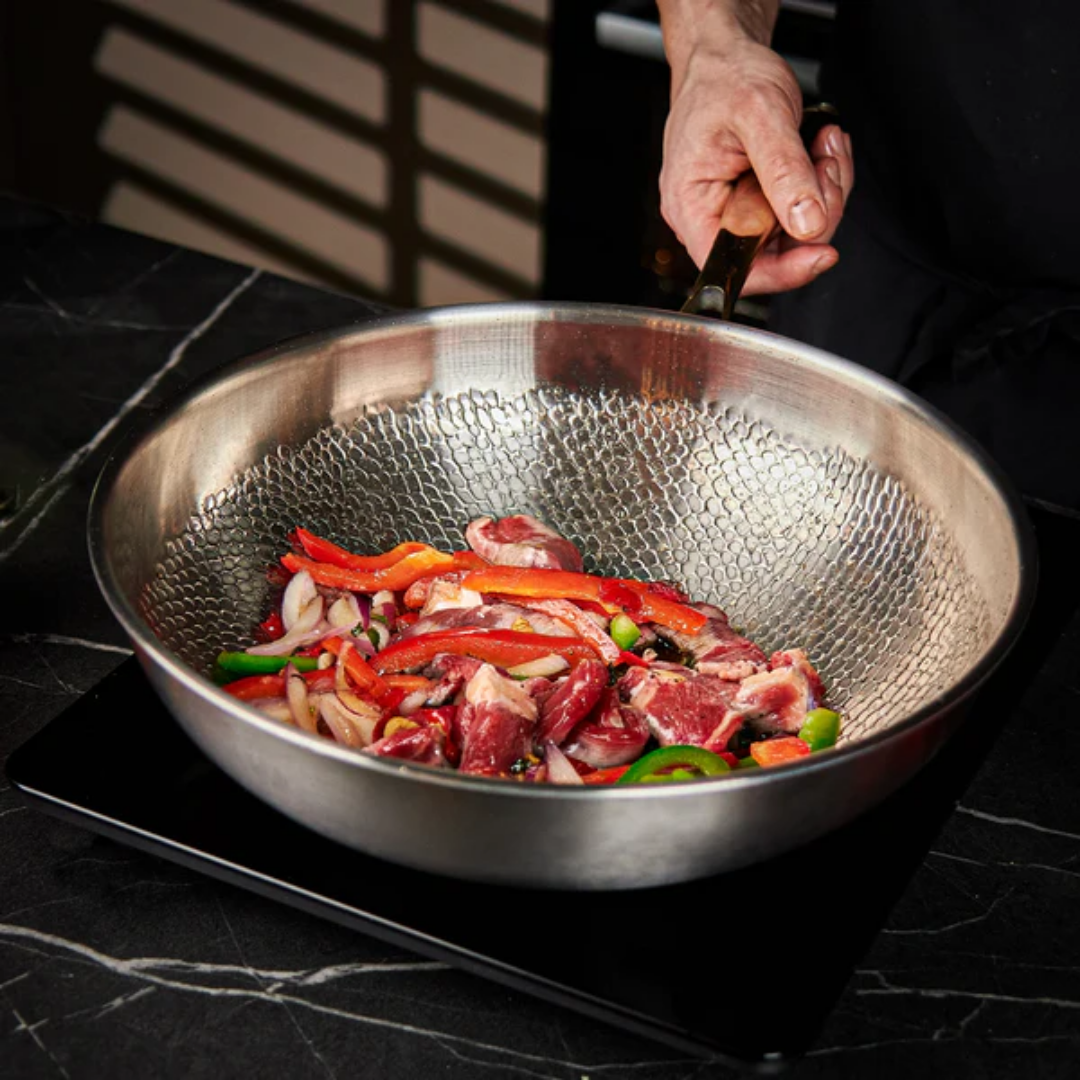 Avtoit | Titanium Frying Pan | Non-Toxic, Naturally Non-Stick & Ideal for Healthy Cooking