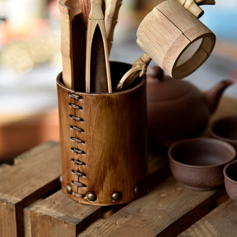 Avtoit | Handcrafted Vegetable Tanned Leather Pen Holder Desktop Ornament