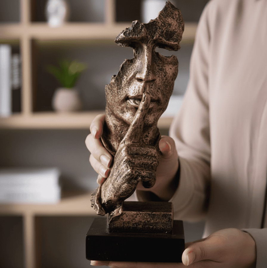 Avtoit | Abstract Golden Sculpture for Timeless Elegance & Modern Design
