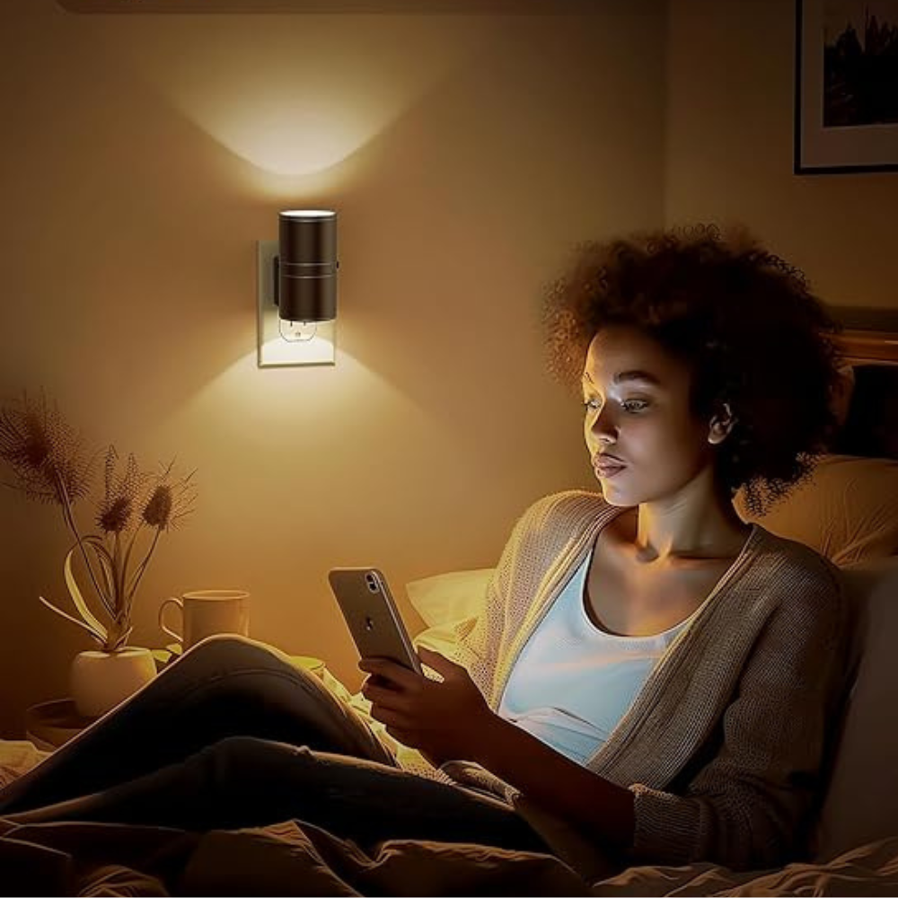 Avtoit | Night light socket with brightness detection and adjustable brightness