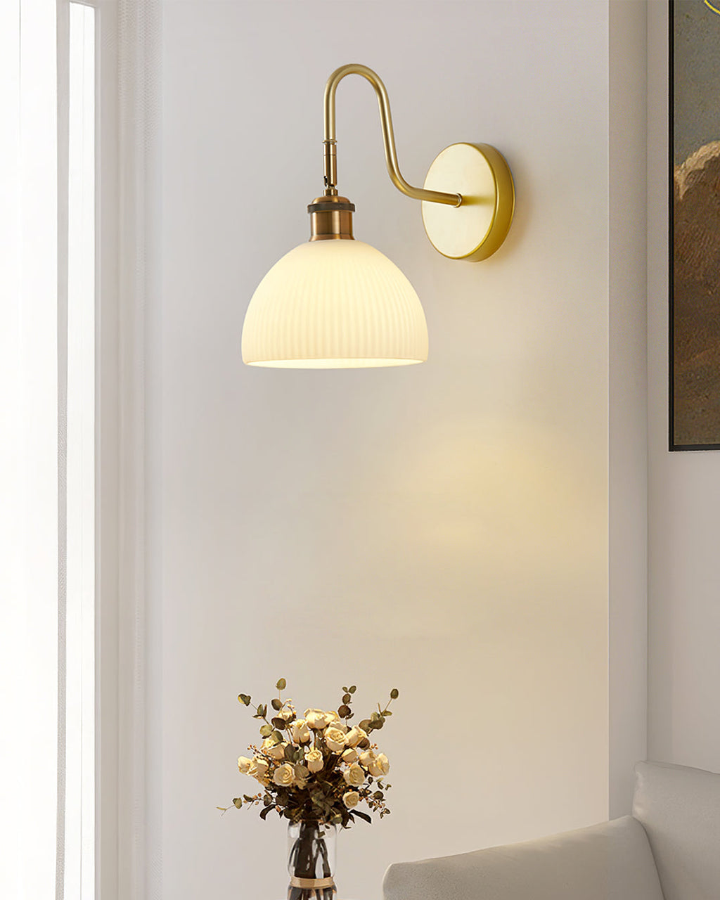 Avtoit | HeritageBeam – Classic Wall Lamp with Luxe Elegance