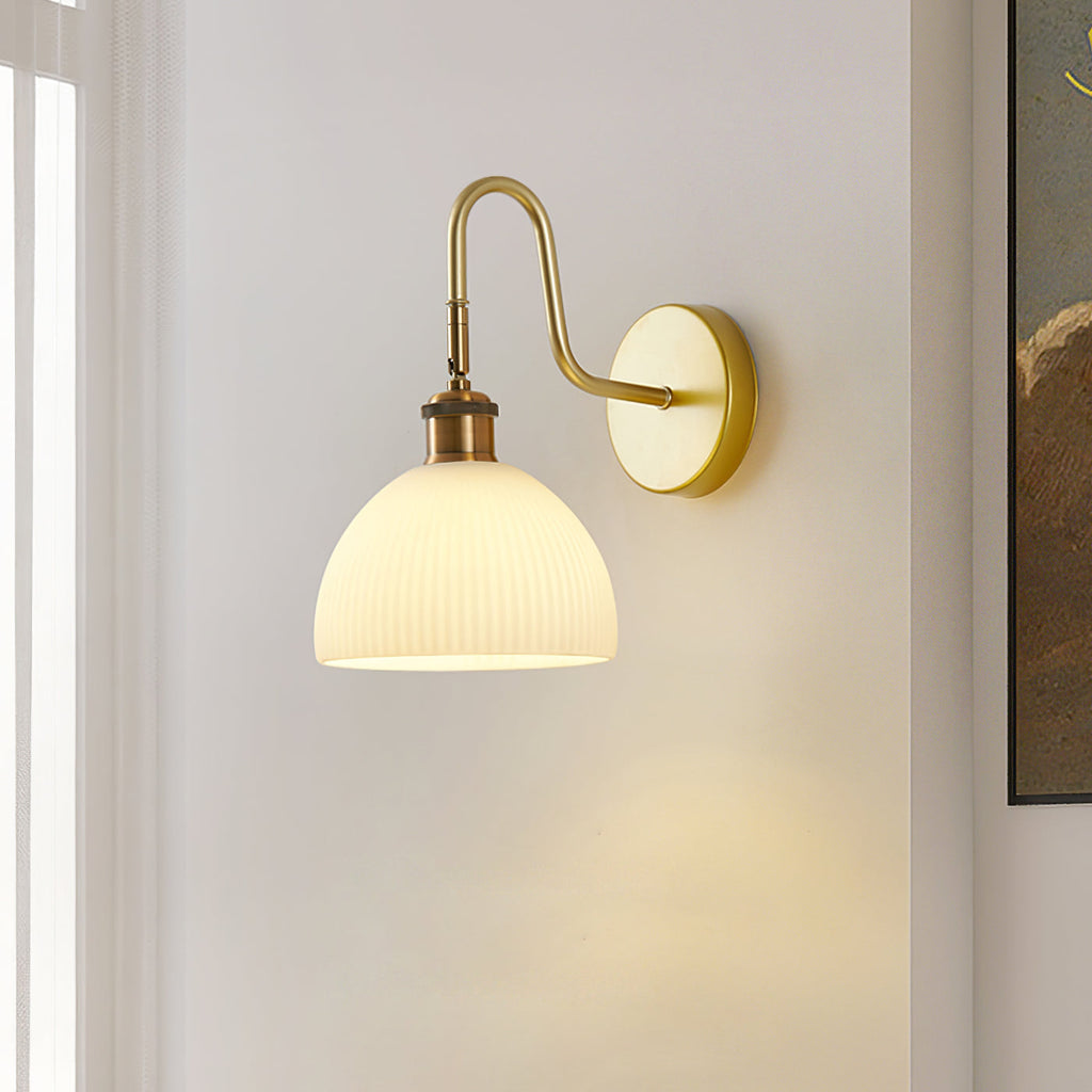 Avtoit | HeritageBeam – Classic Wall Lamp with Luxe Elegance