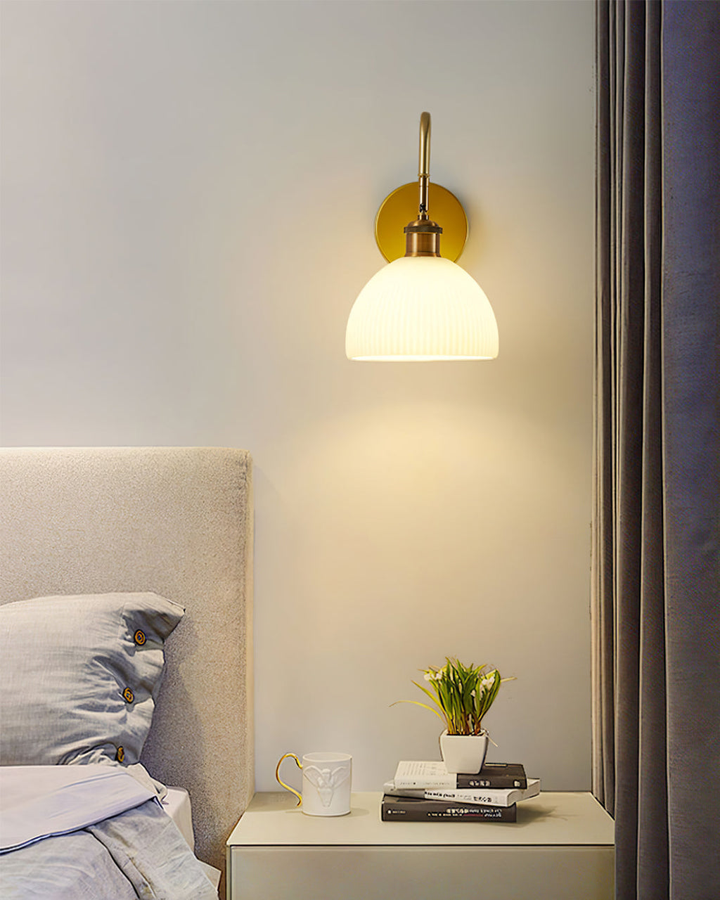 Avtoit | HeritageBeam – Classic Wall Lamp with Luxe Elegance