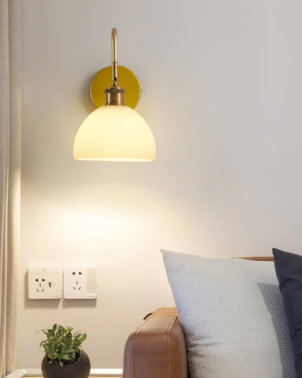Avtoit | HeritageBeam – Classic Wall Lamp with Luxe Elegance