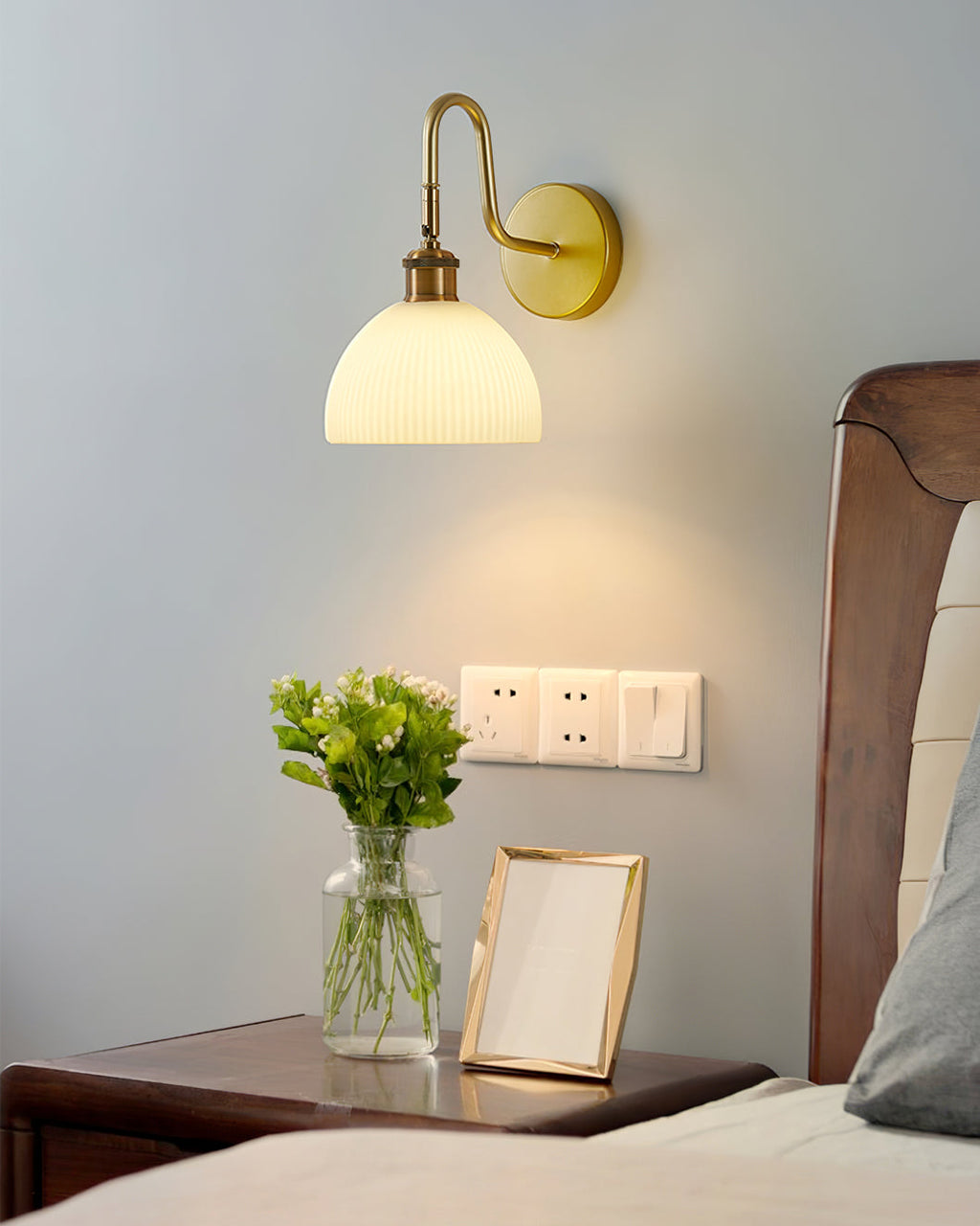 Avtoit | HeritageBeam – Classic Wall Lamp with Luxe Elegance