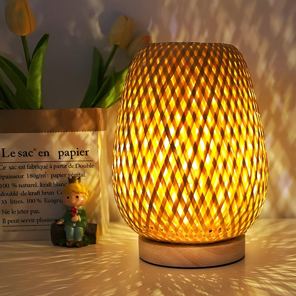 Avtoit | Aura Lamp - Bamboo USB-powered Table Lamp for the Bedroom