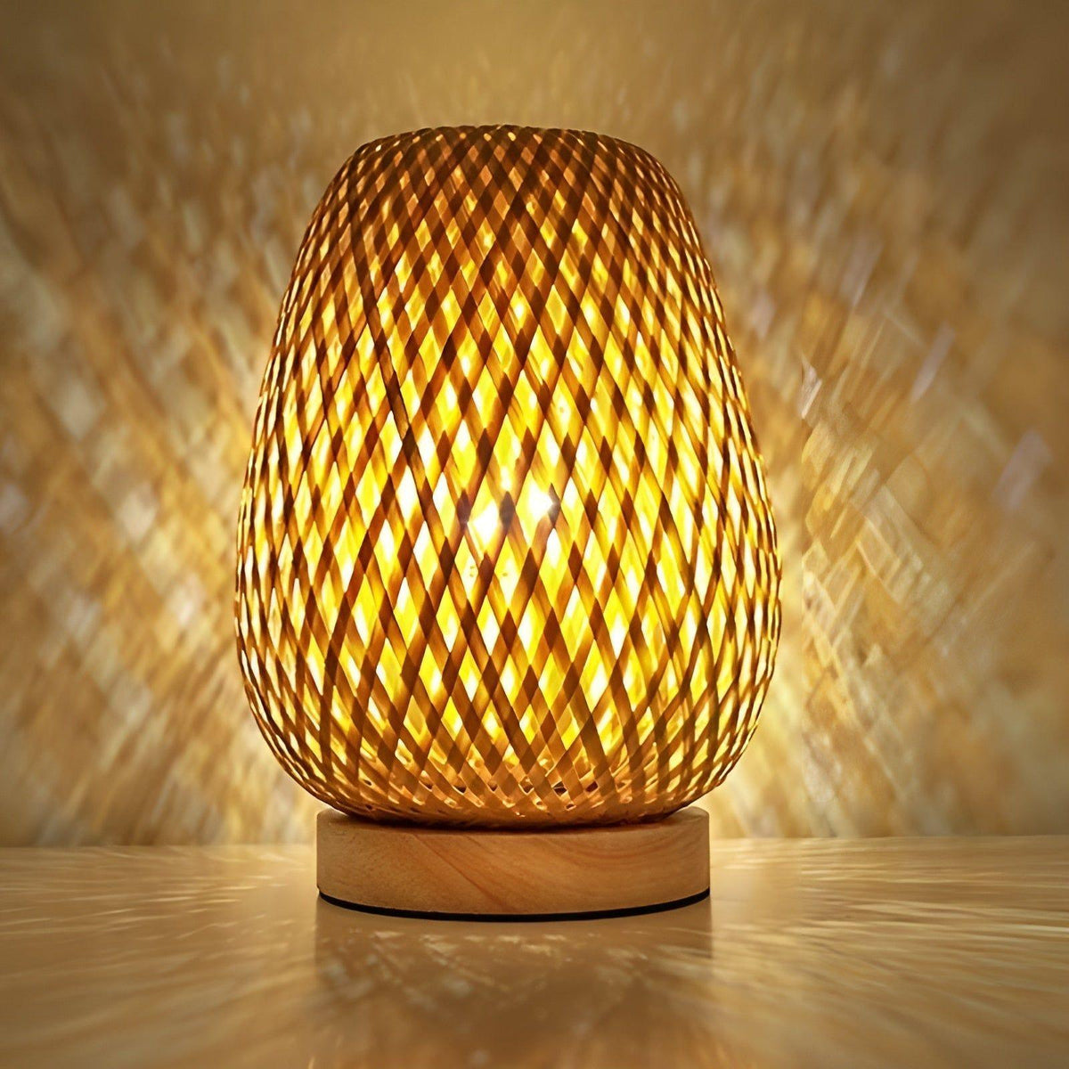 Avtoit | Aura Lamp - Bamboo USB-powered Table Lamp for the Bedroom