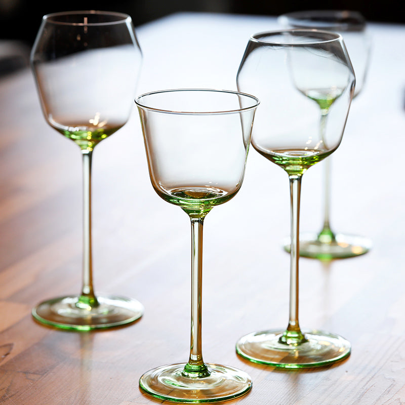 Avtoit | Bareqeth Green Wine Glass