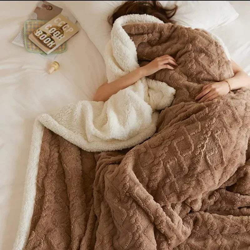 Avtoit | Heavy Winter Blanket with Soft Lamb Wool Ceiling Layer