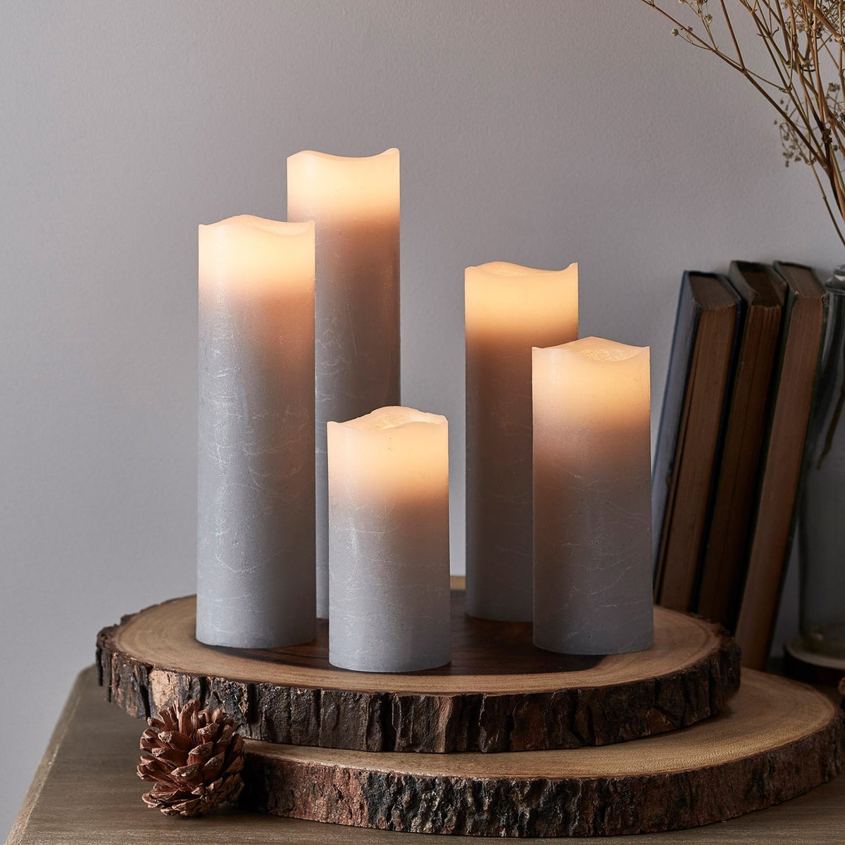 Avtoit | 5-piece set pillar candles gray with remote control