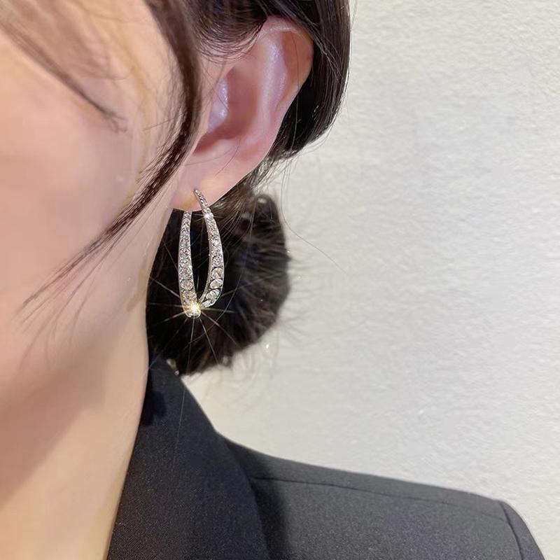 Avtoit | Fashion Cross Bow Earrings