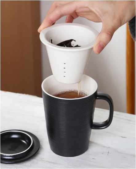 Avtoit | Ceramic Tea Infuser Mug With Lid