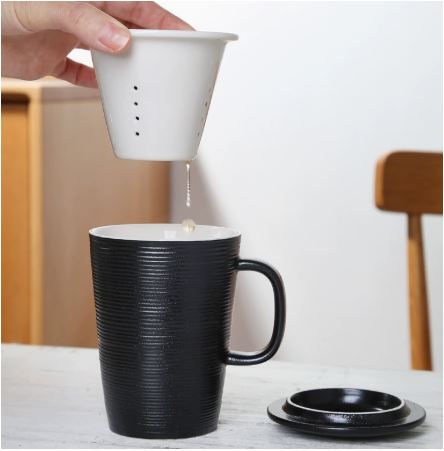 Avtoit | Ceramic Tea Infuser Mug With Lid