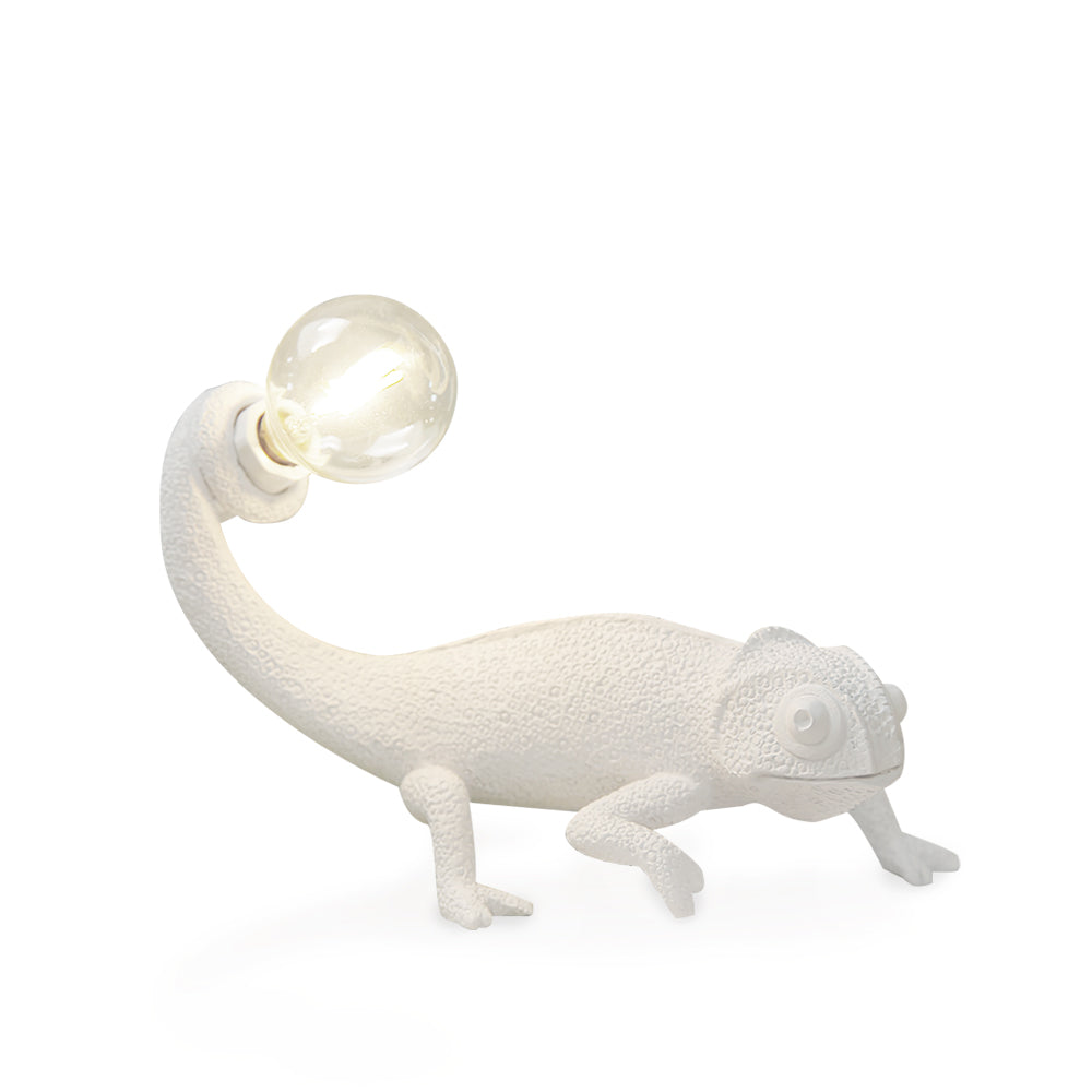 Avtoit | CamouGlow – Resin Table Lamp with Charming Chameleon Detail