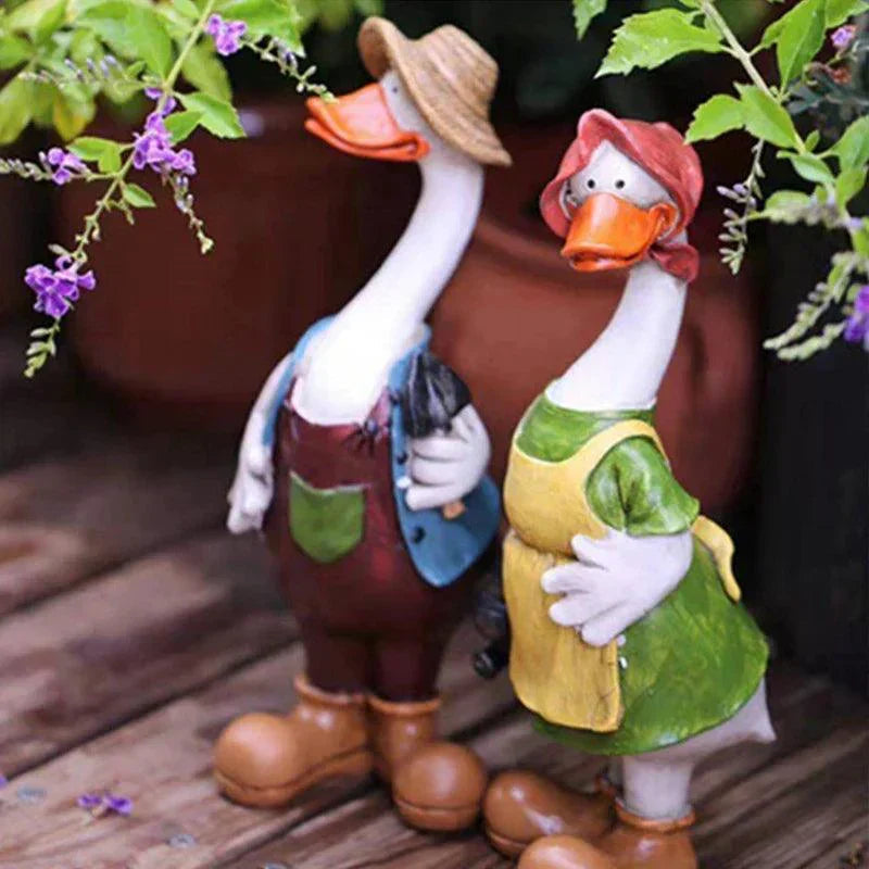 Avtoit | Hand-Painted Duck Couple Garden Ornaments – Elegant Resin Duck Statues for Outdoor & Indoor Decor